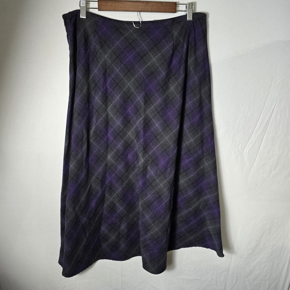 Croft & Barrow Womens Size 14 Purple and Gray Plaid A-Line Skirt - Picture 5 of 9